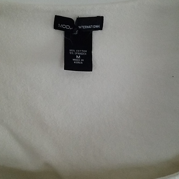 Moda International Top - Picture 3 of 6